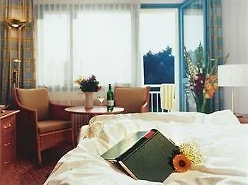 فندق Bernstein 4*