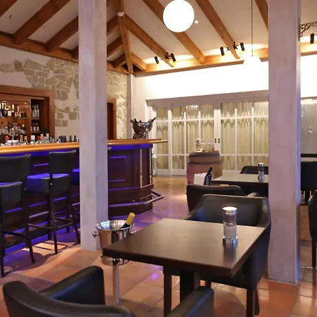 Bernstein Hotel 4*