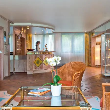 فندق Bernstein 4*