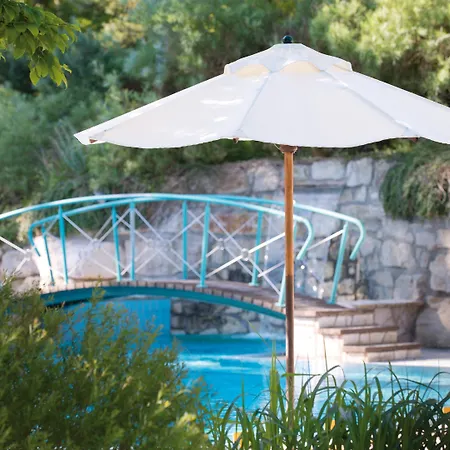 Bernstein فندق 4*